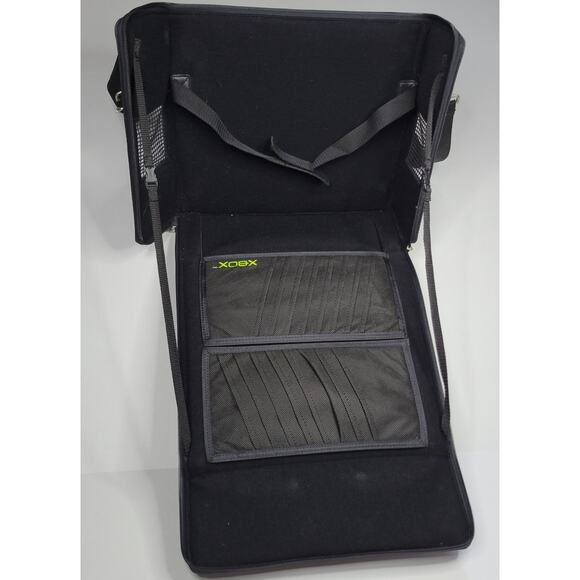 OEM Xbox Naki Game Console System Carrying Case Travel Bag Strap & 360 AV Connec - Picture 6 of 10